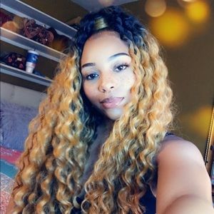 Meet your Posher, Erica